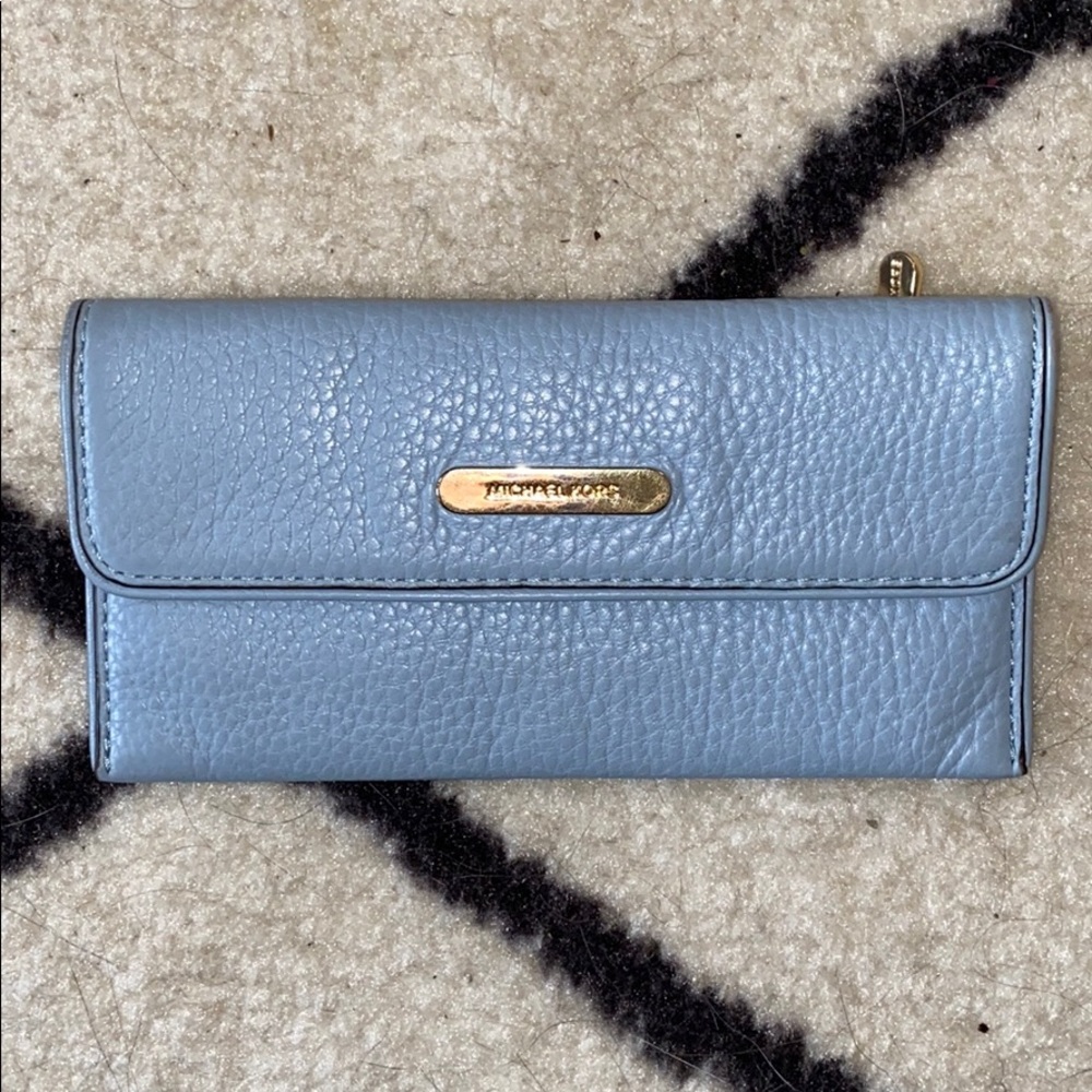 Micheal Kors wallet